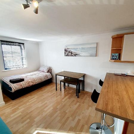 Chelmsford Town Centre Apartments With Car Parking Eksteriør bilde