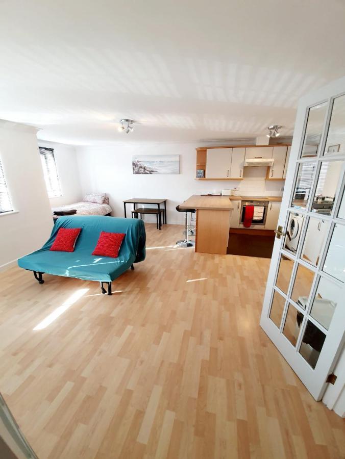 Chelmsford Town Centre Apartments With Car Parking Eksteriør bilde